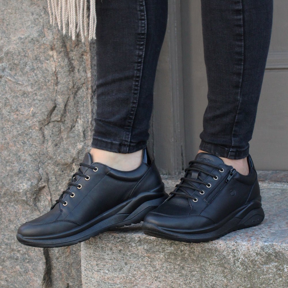 Minfot Lexi Sneakers Dam Vattenavvisande TEX Skinn Svart