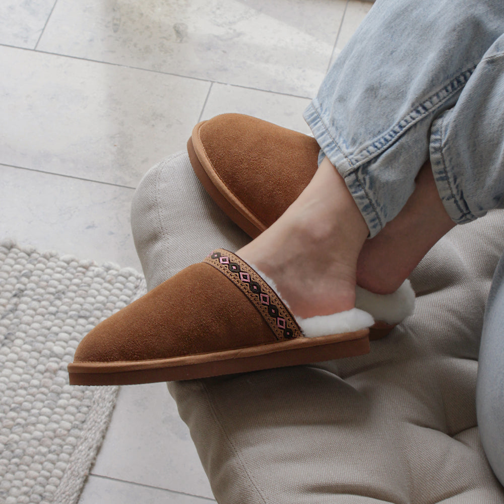 Minfot Lampaannahkatossut Slip on Myre pohjalla Chestnut