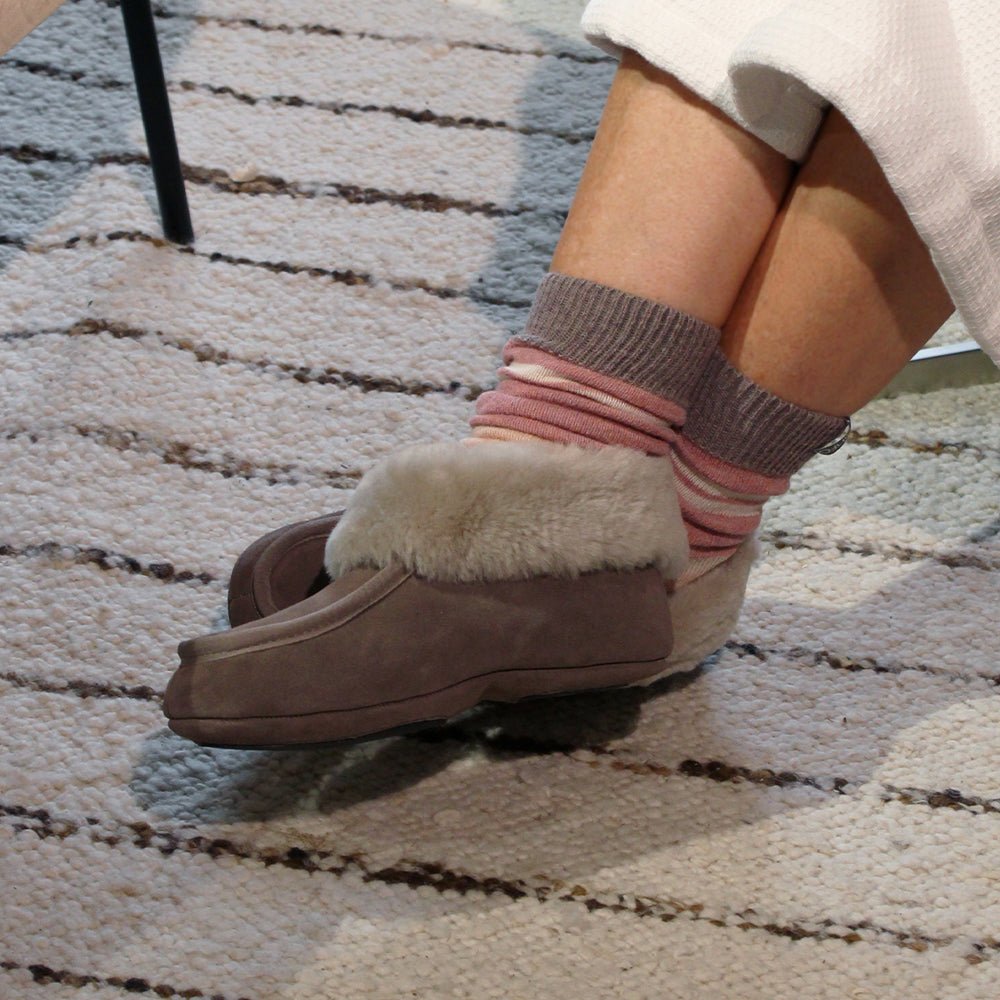 Minfot Fårskinnstofflor Hemse med sula Taupe