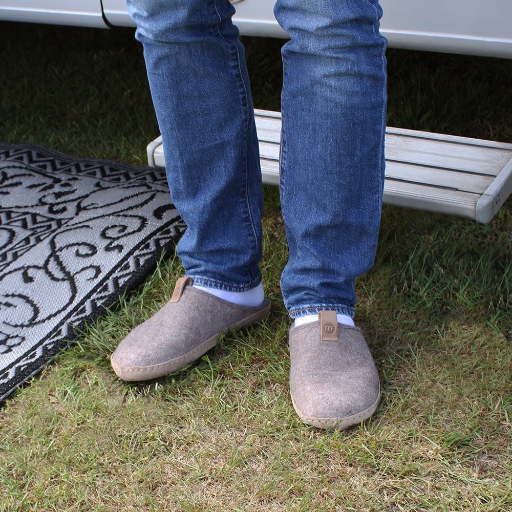 Minfot Cabin Tofflor Unisex Ull Brun