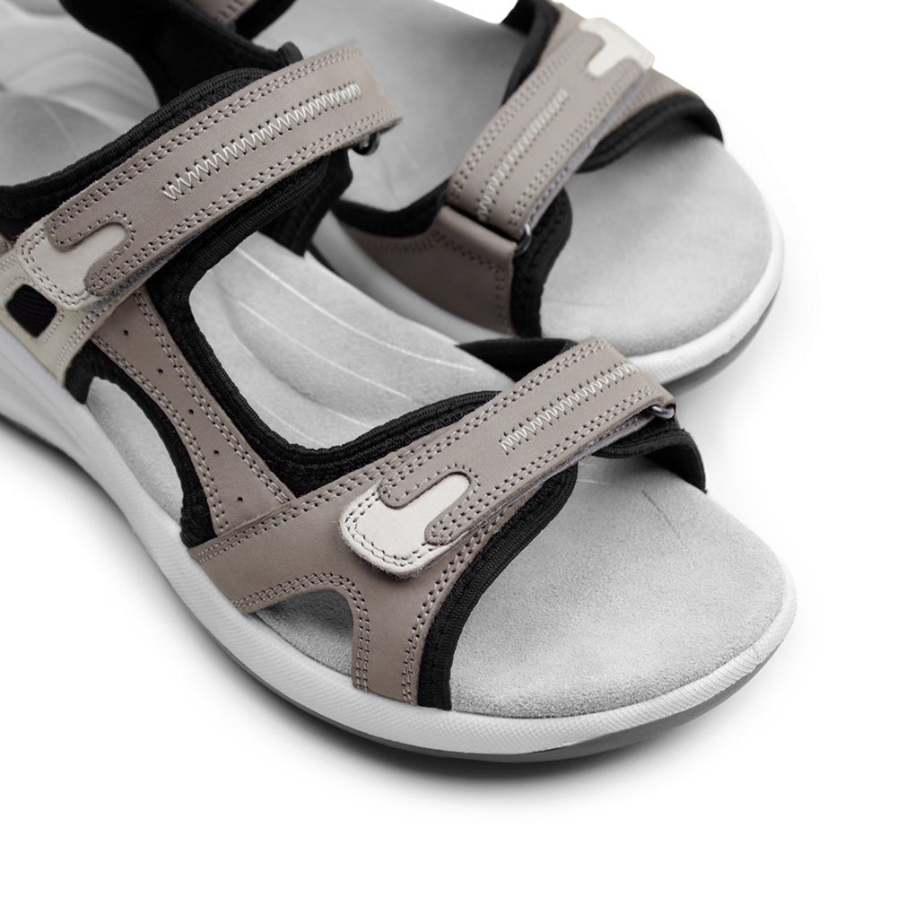 Minfot Nyhamn Sandaler Dam Brown Beige