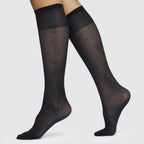 Swedish Stockings Nylonstrumpor Knä Doris Dots Prickig 40 DEN Svart