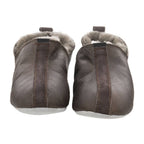 Shepherd Henrik Fårskinnstofflor Stone Oiled Antique