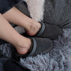 Minfot Fårskinnstofflor Slip-on Myre med sula Grå