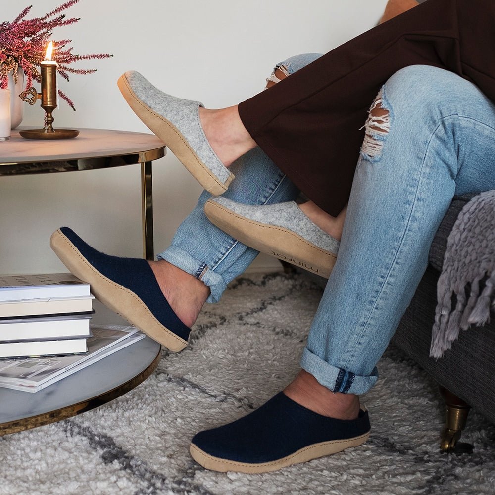 Minfot Ulltofflor Arild Fotbädd Fårskinn Navy