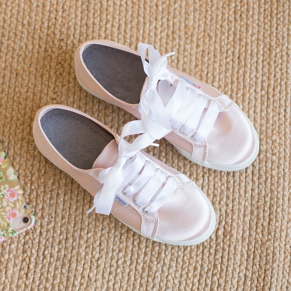 Springyard Skosnören Satin Vit