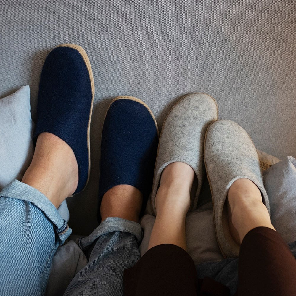 Minfot Ulltofflor Arild Fotbädd Fårskinn Navy