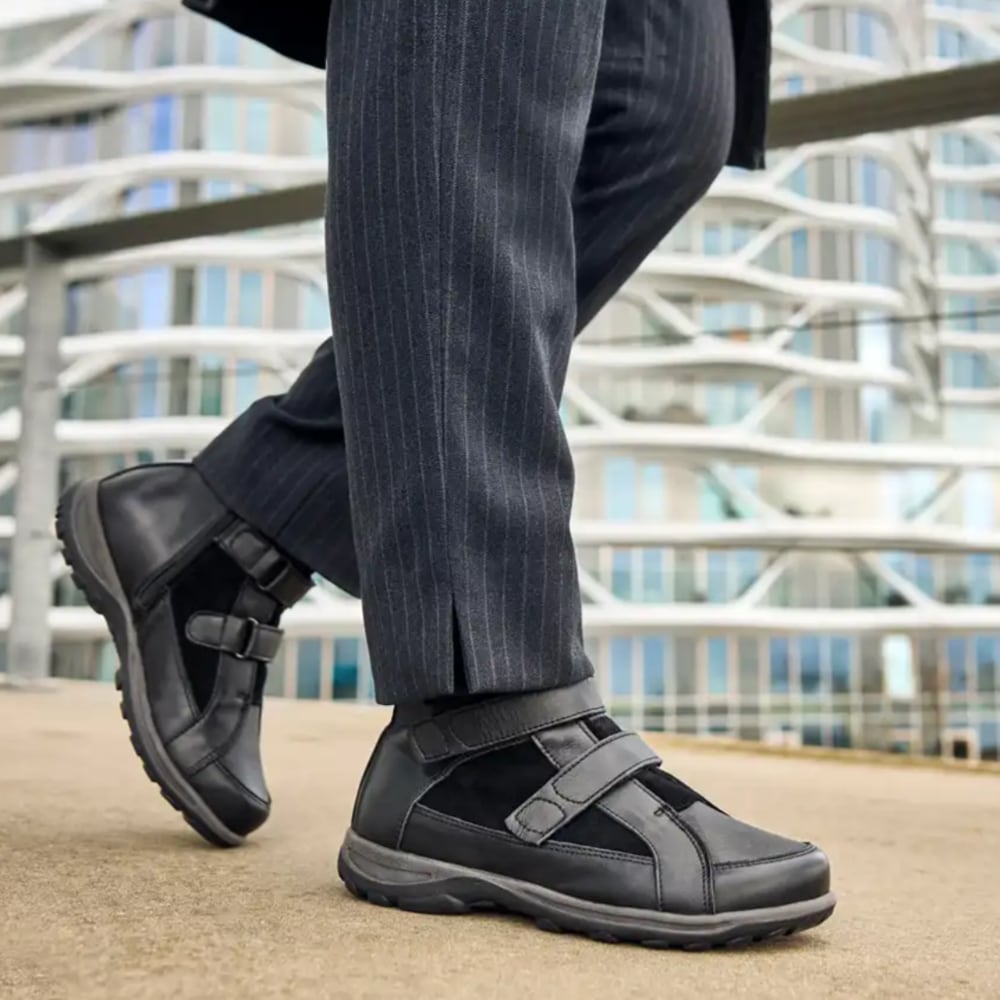 New Feet Yvette Extra Breda Skor Dam Stretch Kardborre Svart